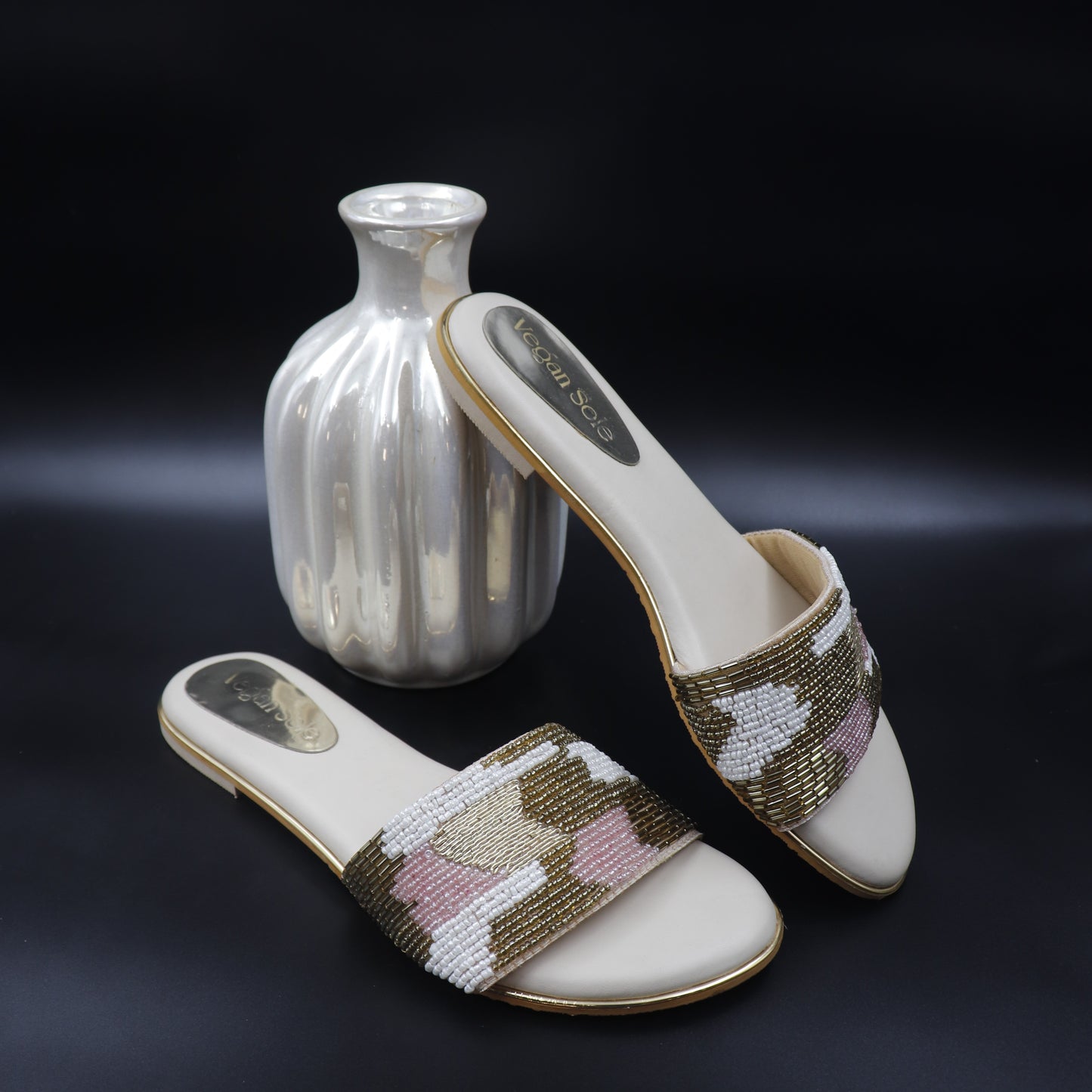 GOLDEN FLATS