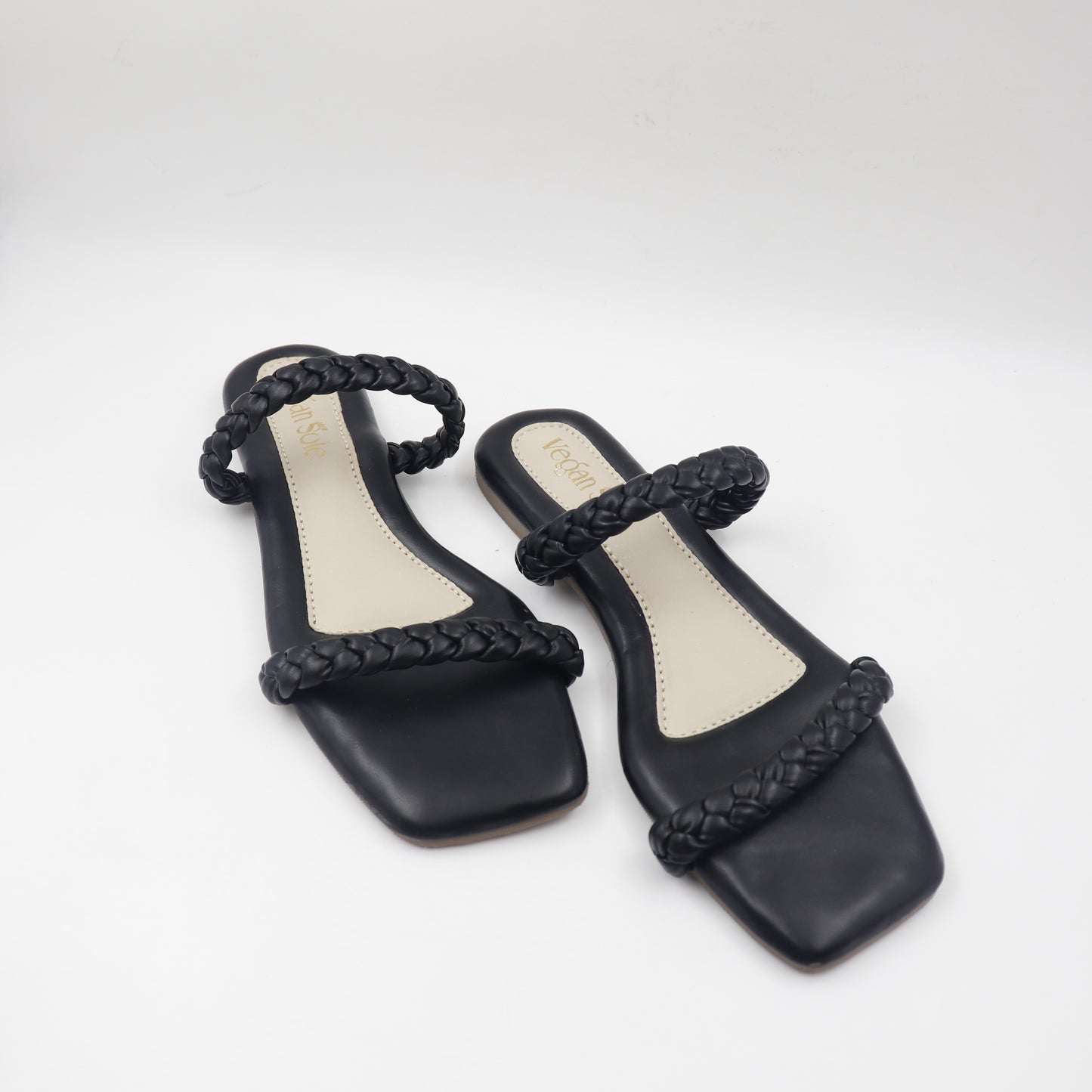 BRAIDED FLATS