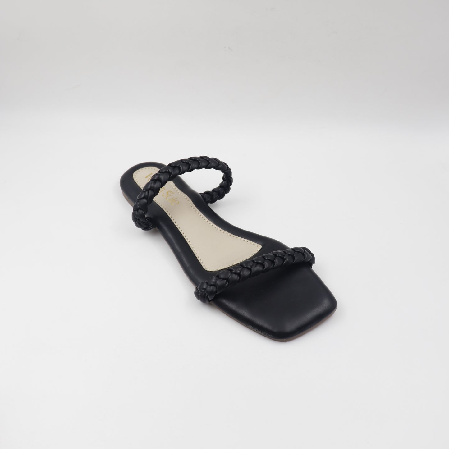 BRAIDED FLATS