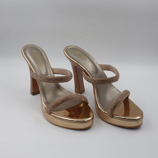 DIAMOND HEEL